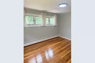 121 Greenwich Avenue, Warwick, RI 02886 - Photo 11