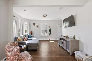 59 Bourne Ave, East Providence, RI 02916 - Photo 3