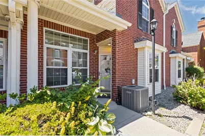 626 Smithfield Road #908, North Providence, RI 02904 - Photo 1