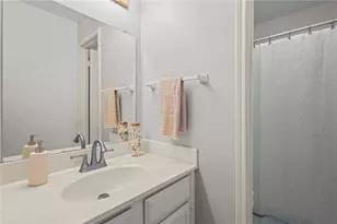 626 Smithfield Rd, North Providence, RI 02904 - Photo 11