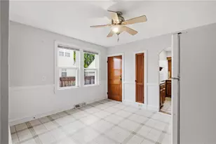 18 Jackson Ave, Johnston, RI 02919 - Photo 9