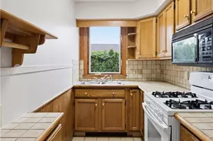 18 Jackson Ave, Johnston, RI 02919 - Photo 7