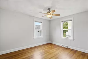 18 Jackson Ave, Johnston, RI 02919 - Photo 27
