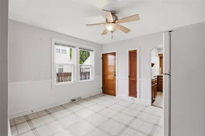 18 Jackson Avenue, Johnston, RI 02919 - Photo 9