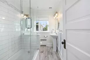 35 Hall Ave, Newport, RI 02840 - Photo 25