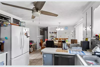 118 Foxcroft Avenue, Warwick, RI 02889 - Photo 5