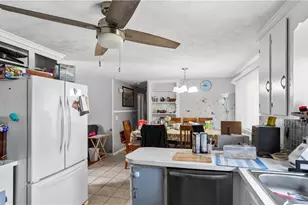 118 Foxcroft Ave, Warwick, RI 02889 - Photo 5