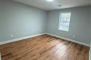 23 Concannon St, Providence, RI 02904 - Photo 7