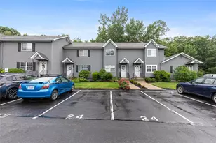 2 Magnum Ct, Smithfield, RI 02917 - Photo 3