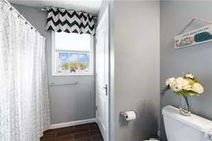 55 Sloop Dr, Portsmouth, RI 02871 - Photo 23