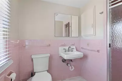 26 Red Cross Avenue, Newport, RI 02840 - Photo 13