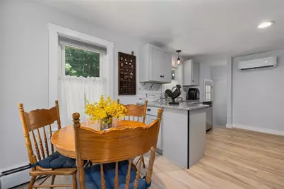45 Gardiner Avenue, North Kingstown, RI 02852 - Photo 13