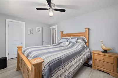 45 Gardiner Avenue, North Kingstown, RI 02852 - Photo 7
