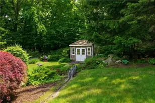 8 Ledgemont Dr, Lincoln, RI 02865 - Photo 29