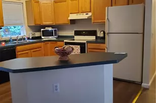 91 Oregon Ave, Woonsocket, RI 02895 - Photo 13