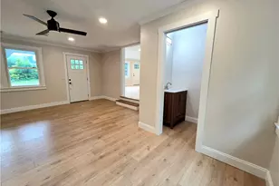 513 Knotty Oak Rd, Coventry, RI 02816 - Photo 9