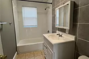 70 Oliver St, Bristol, RI 02809 - Photo 11