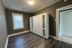 70 Oliver St, Bristol, RI 02809 - Photo 5