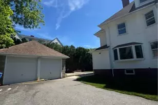 2249 Cranston St, Cranston, RI 02920 - Photo 9