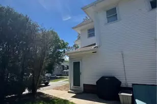 2249 Cranston St, Cranston, RI 02920 - Photo 11