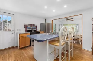 73 Beech Ave, Cranston, RI 02910 - Photo 5
