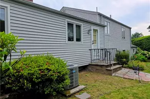 40 Russet Way, Cranston, RI 02920 - Photo 33