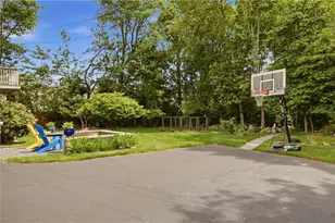 11 Carol Ave, Bristol, RI 02809 - Photo 31