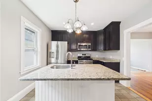 13 Clyde St, Providence, RI 02908 - Photo 15