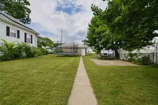 13 Clyde St, Providence, RI 02908 - Photo 25