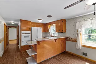 48 Lakeside Dr, Smithfield, RI 02917 - Photo 7