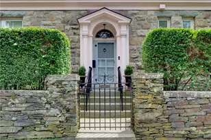 2 Hazard Ave, Newport, RI 02840 - Photo 17