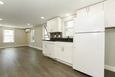 71 St Elizabeth Street #2, Bristol, RI 02809 - Photo 1