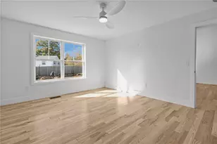 700 Sandy Ln, Warwick, RI 02889 - Photo 35