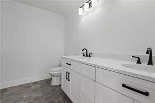 700 Sandy Ln, Warwick, RI 02889 - Photo 37