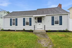 61 W Warwick Ave, West Warwick, RI 02893 - Photo 17
