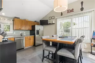 57 Vanstone Ave, Warwick, RI 02889 - Photo 17
