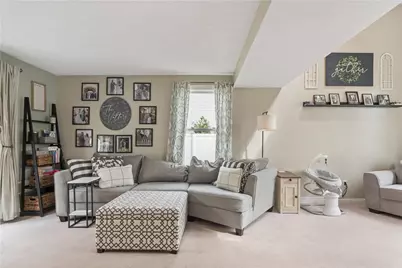 57 Vanstone Avenue, Warwick, RI 02889 - Photo 11