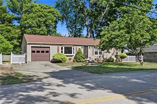 132 Potowomut Rd, Warwick, RI 02818 - Photo 27