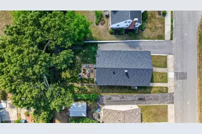 44 Cliff Avenue, Cranston, RI 02920 - Photo 9
