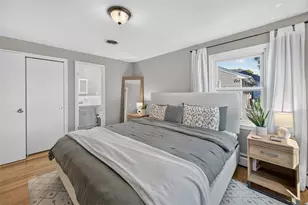 44 Cliff Ave, Cranston, RI 02920 - Photo 23