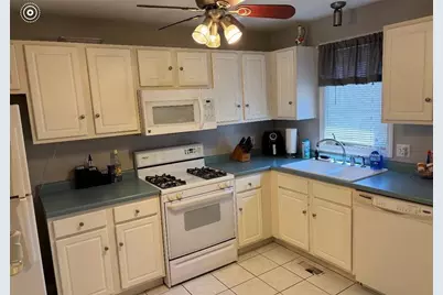 165 Holland Street #4, Cranston, RI 02920 - Photo 11