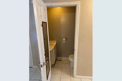 165 Holland Street #4, Cranston, RI 02920 - Photo 9