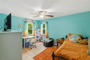 276 Leigh Rd, Cumberland, RI 02864 - Photo 3