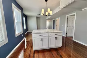121 Lowden St, Pawtucket, RI 02860 - Photo 15