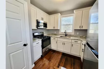 121 Lowden Street #2, Pawtucket, RI 02860 - Photo 5