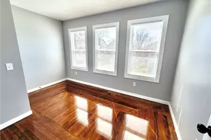 121 Lowden St, Pawtucket, RI 02860 - Photo 9