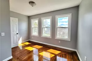 121 Lowden St, Pawtucket, RI 02860 - Photo 13