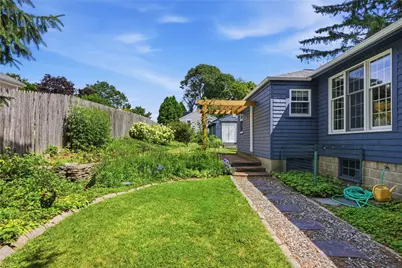 16 Brown Avenue, Barrington, RI 02806 - Photo 25