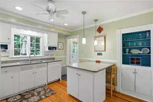 16 Brown Ave, Barrington, RI 02806 - Photo 7