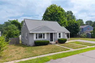 3 Eisenhower Dr, Smithfield, RI 02917 - Photo 3